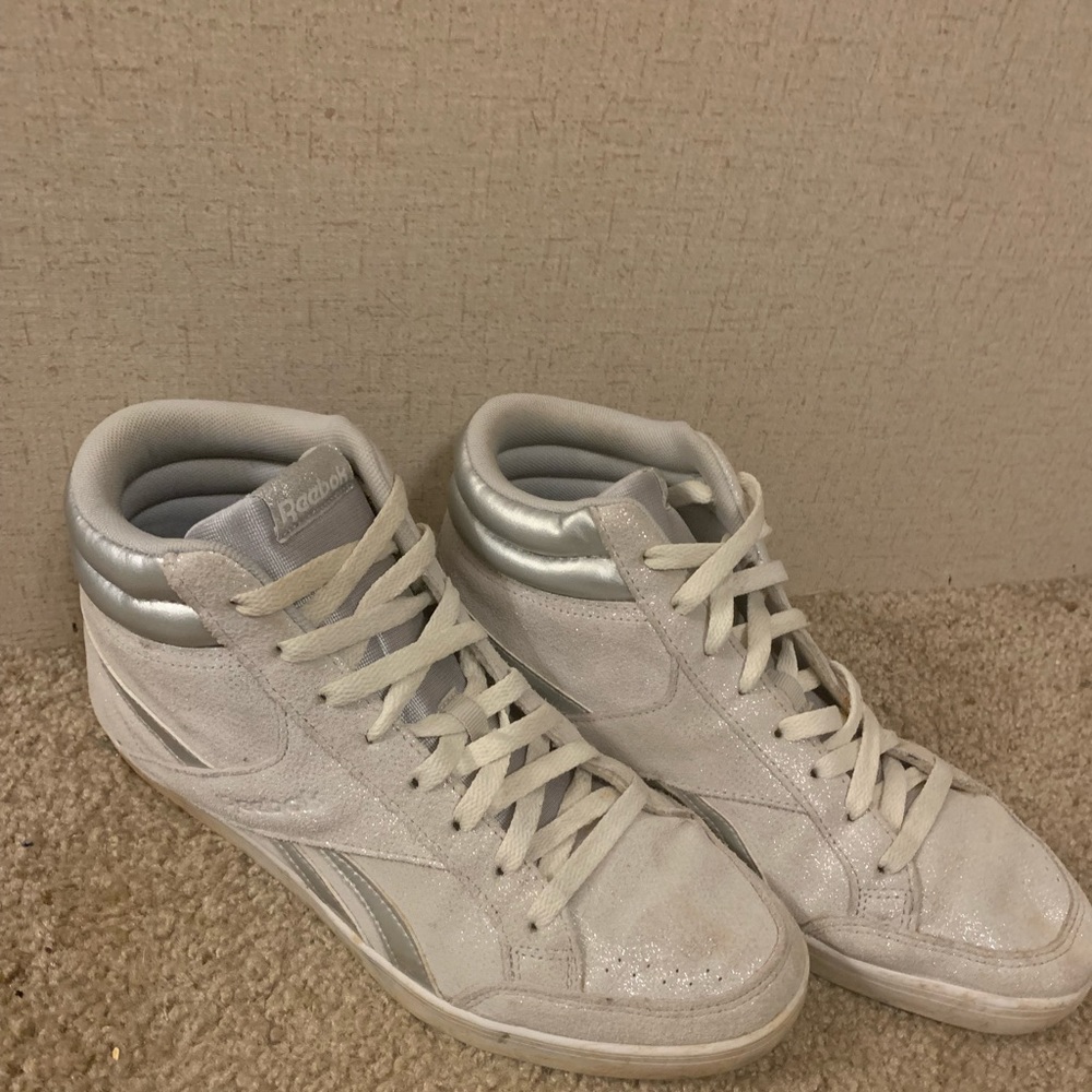 Reebok hi-top silver sparkly white gray lace up hi sneakers women’s size 10